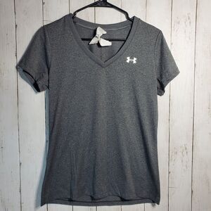 Under Armour T Shirt Heat Gear Grey V-Neck Women’s Size M Medium Short Sleeve